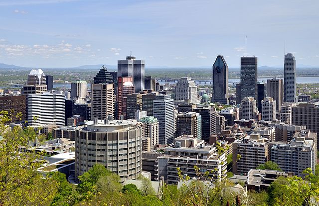 640px Montreal QC Skyline