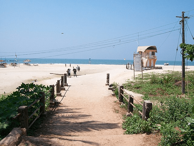Majorda Beach Entrance