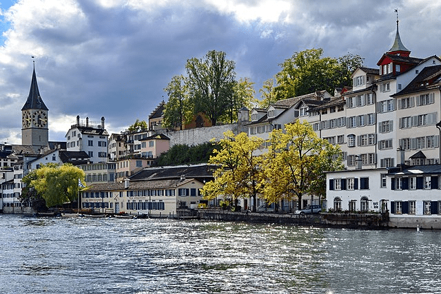 Lindenhof - Schipfe - Limmat - Limmatquai